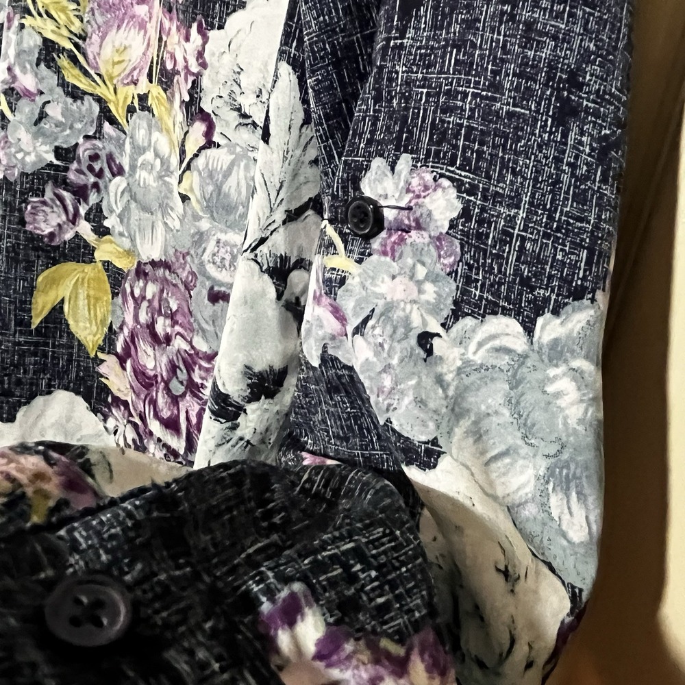 Chico's Floral Button Up Blouse Women's 1 Med Blue Long Sleeve Pastel Bloomcore - Picture 6 of 9